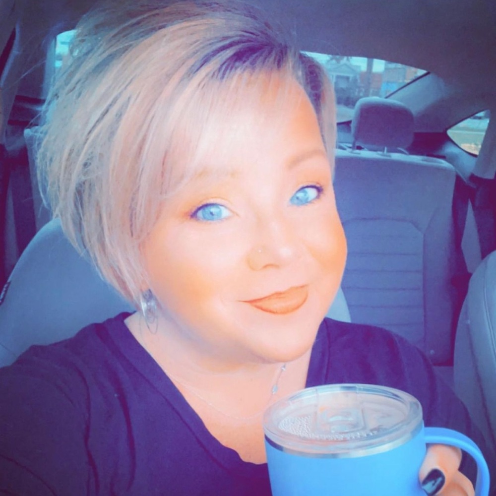 Meet your Posher, Lynn